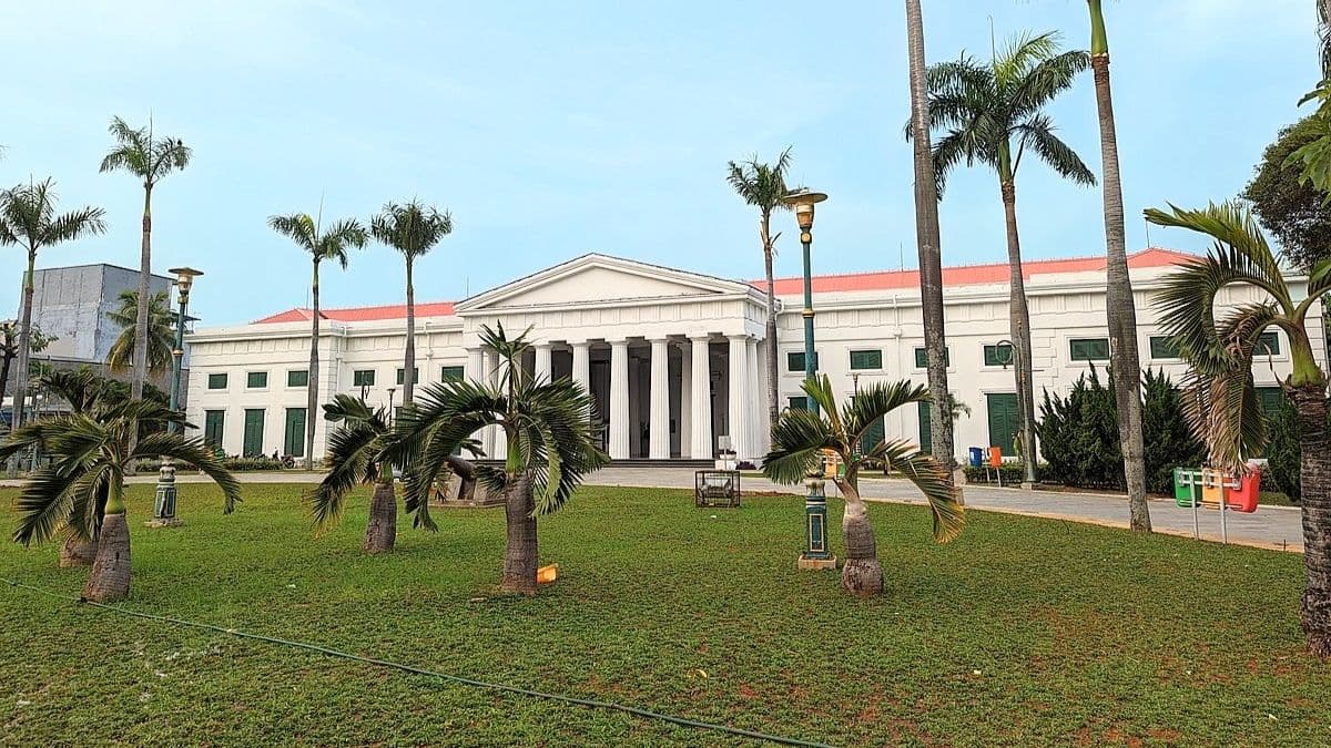 Half-day Jakarta Kota Tua Guided Walking Tour