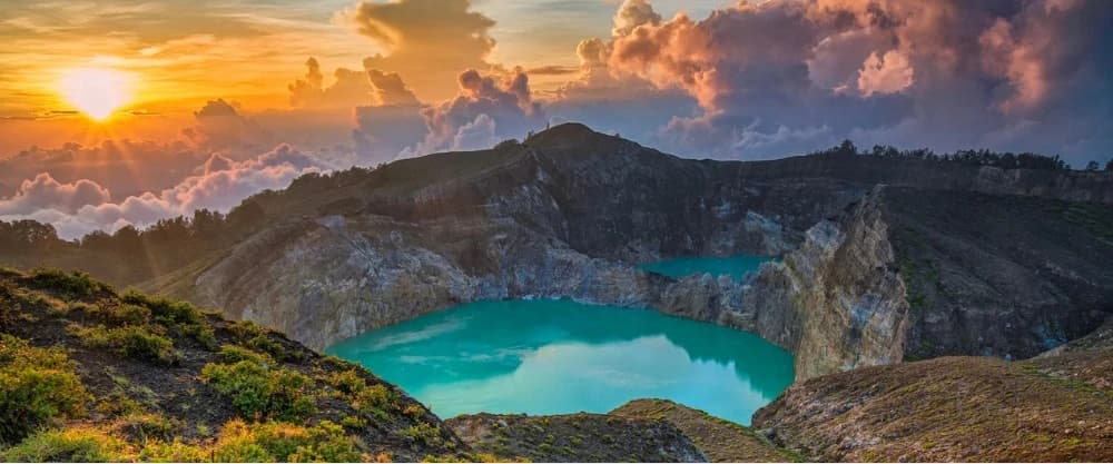 Kelimutu in Flores 2026: When, Where, How