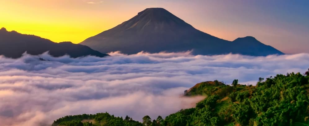 Dieng Plateau Sunrise & Culture Tour