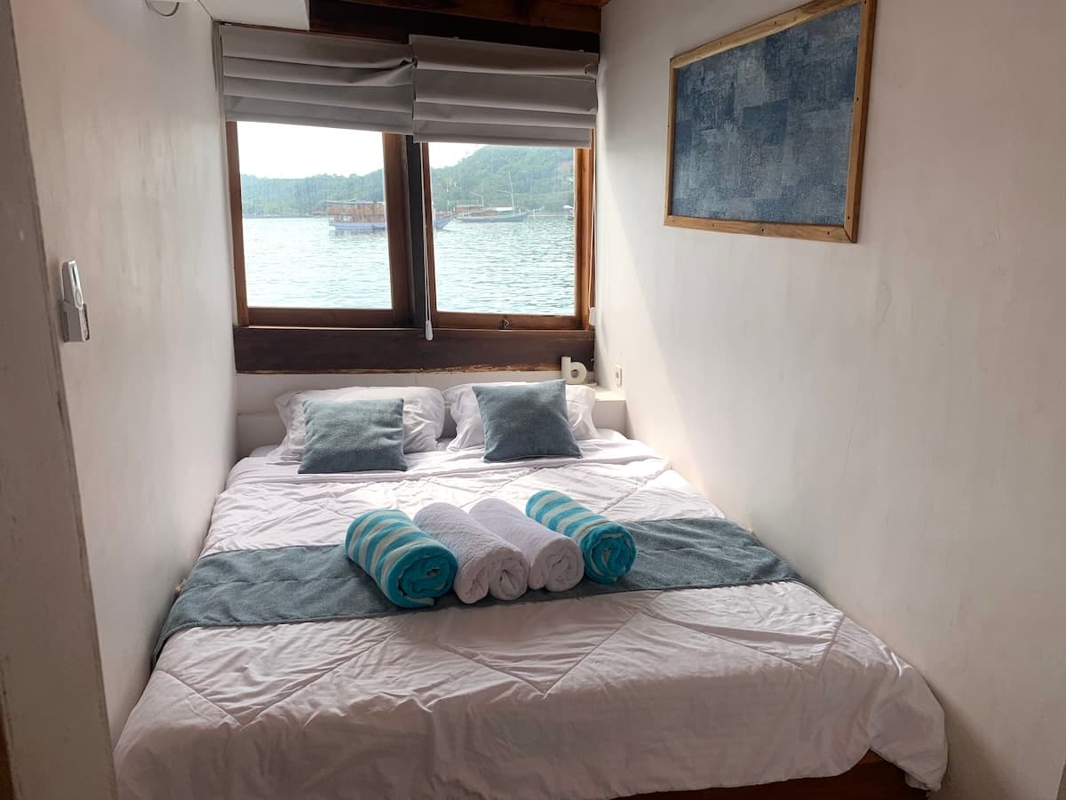 Deluxe Cabin Patuha/Puntang — photo 1 of 2