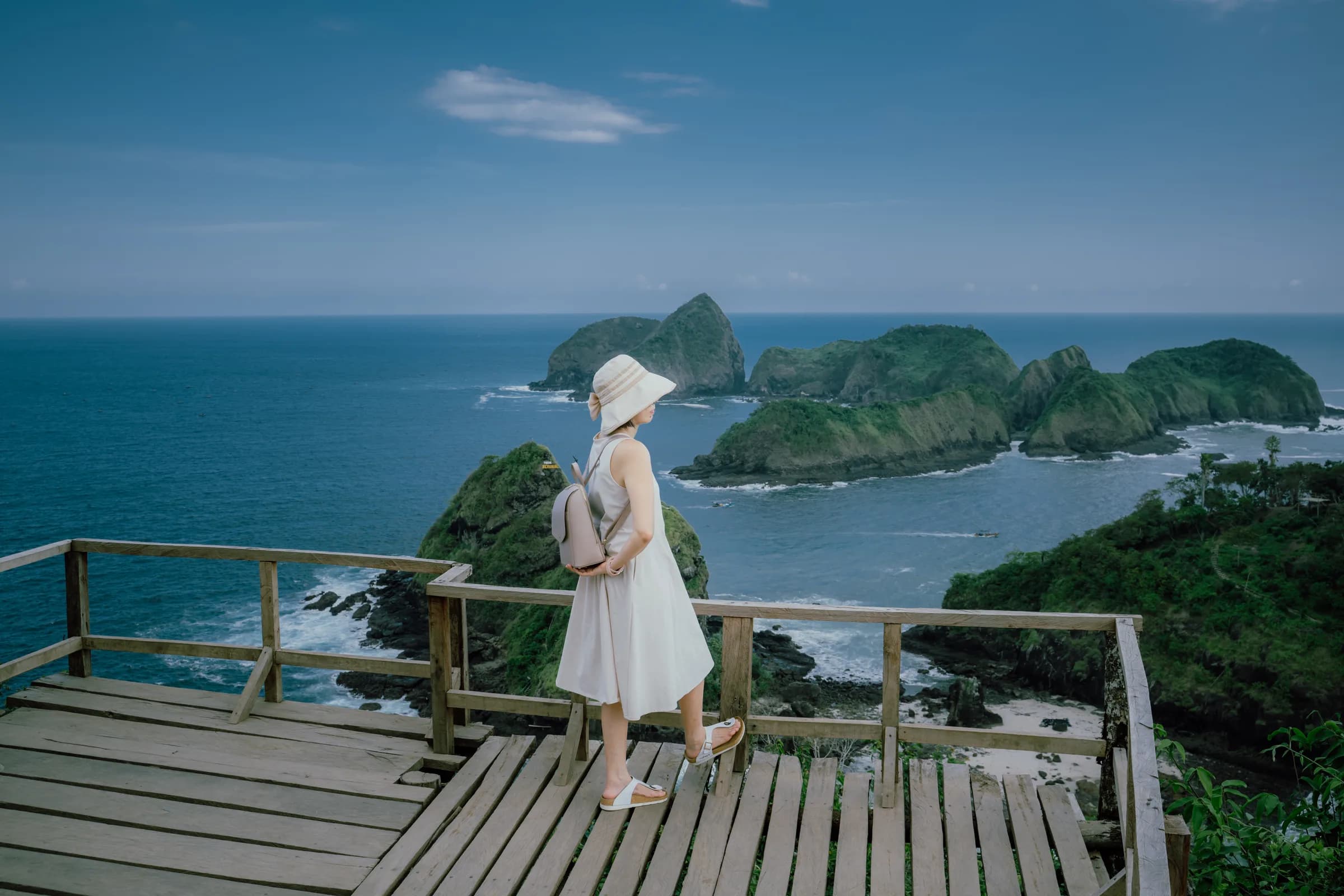 Boardwalk lookout over Green Island's headlands and turquoise bays